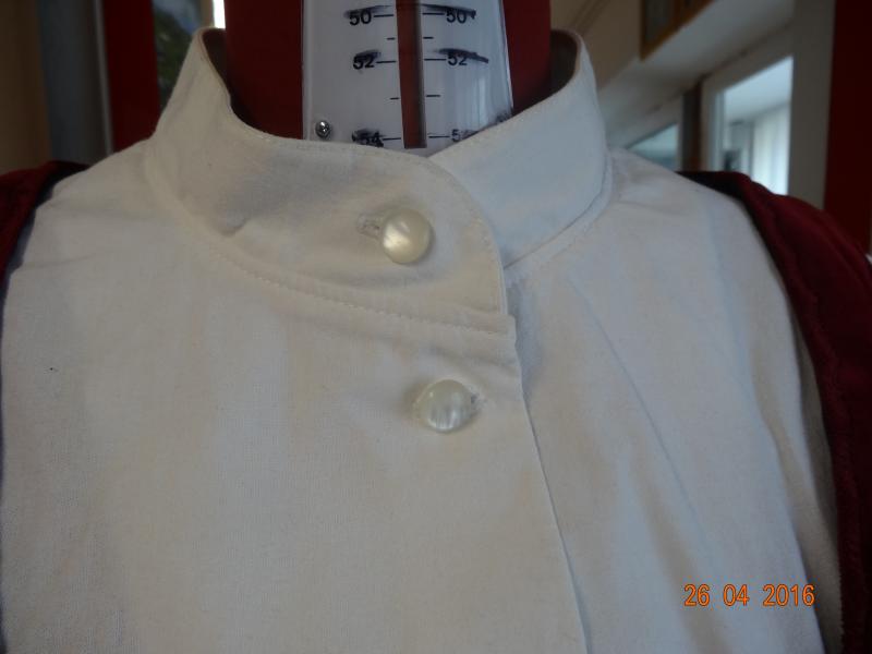 2016 Kmečka obleka - detail srajca