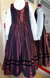 2010-08-04_12-51-09obleka