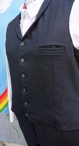 2020-06-01_16-54-11 Črna noša