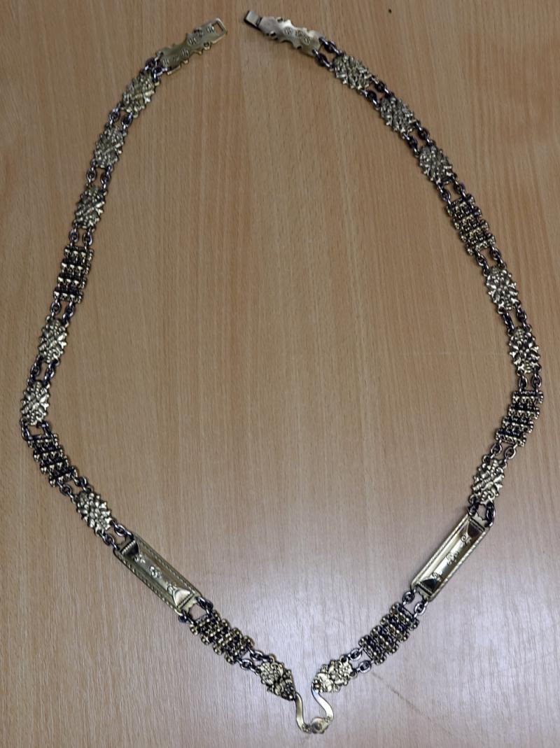 2020-06-01_16-38-17 Črna noša