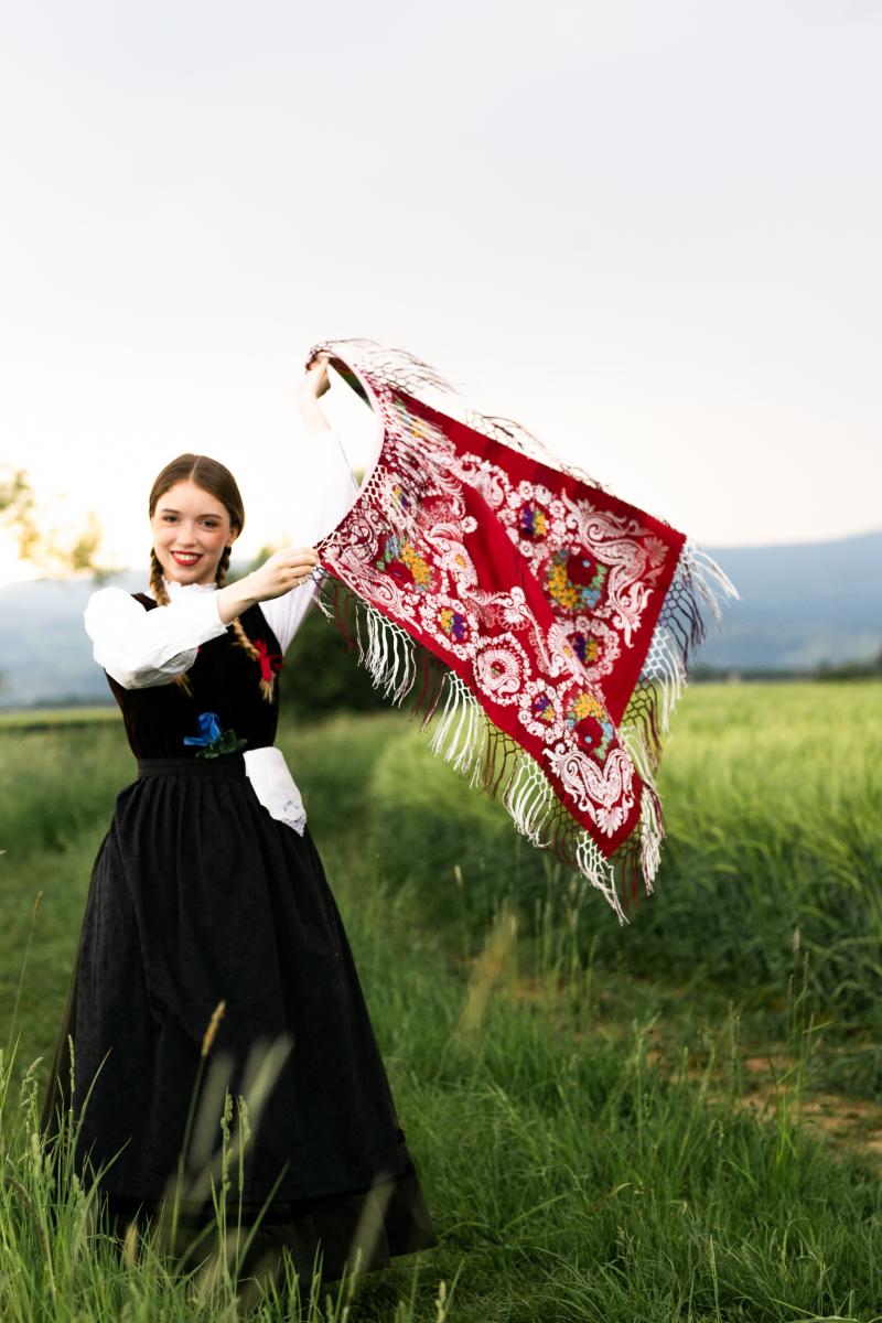 Ruta Slovenski šopek - rdeča