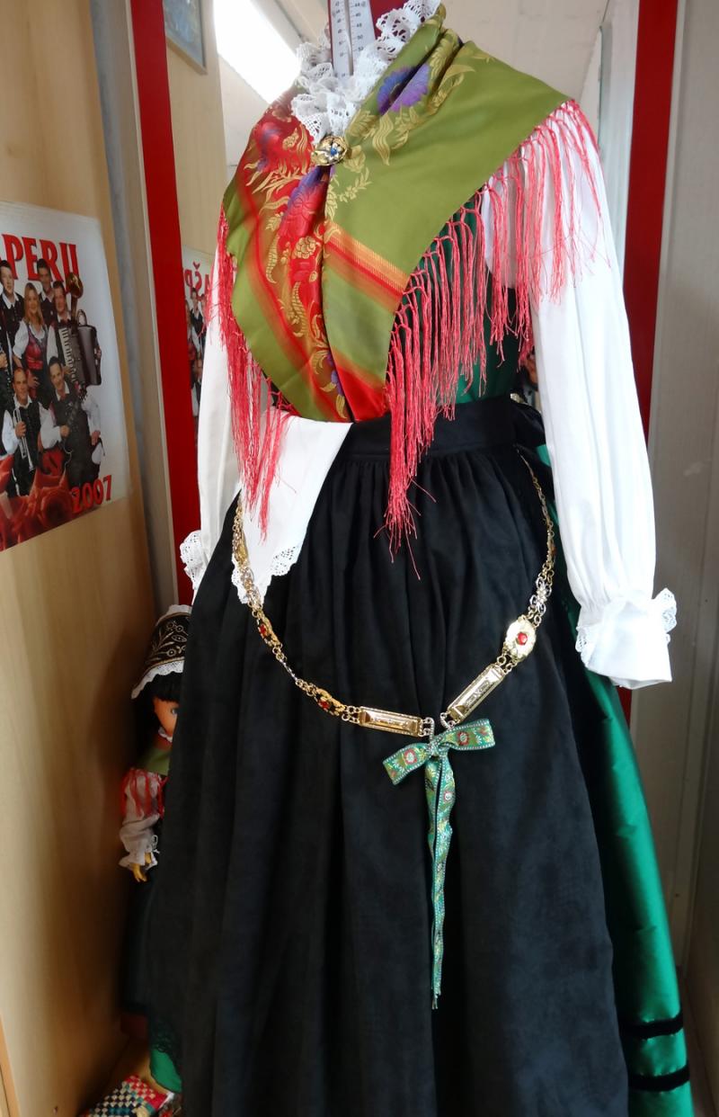 2013-03-05_16-30-25narodna_nosa