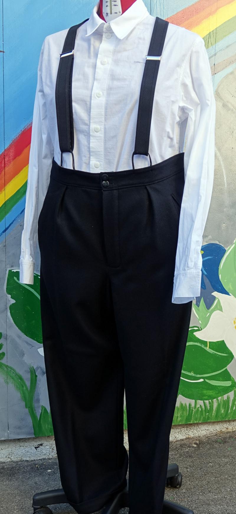 2020-06-01_16-52-28 Črna noša