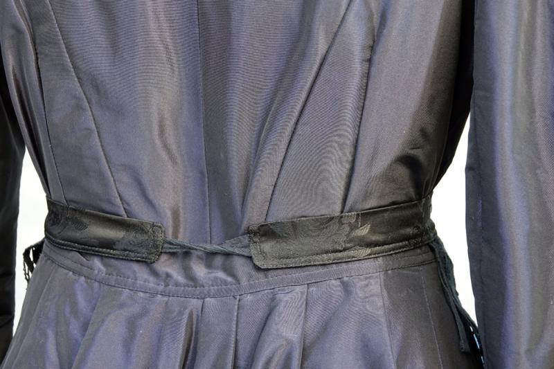 2020-06-01_16-23-24 Črna noša