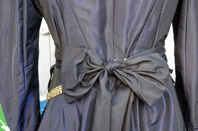 2020-06-01_16-20-55 Črna noša