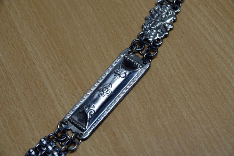 2020-06-01_16-39-30 Črna noša