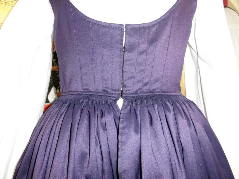 2010-08-04_13-11-24obleka