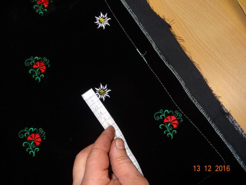 Telovnik planika nagelj