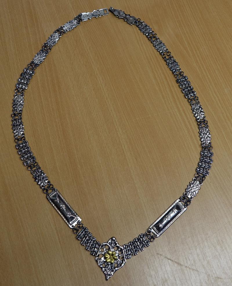 2020-06-01_16-39-49 Črna noša